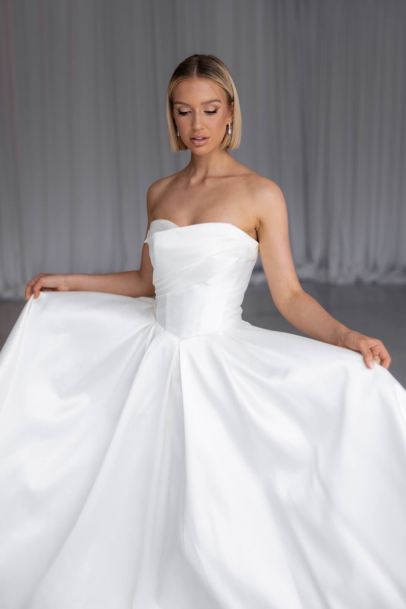 Belle et Blanc bridal gown